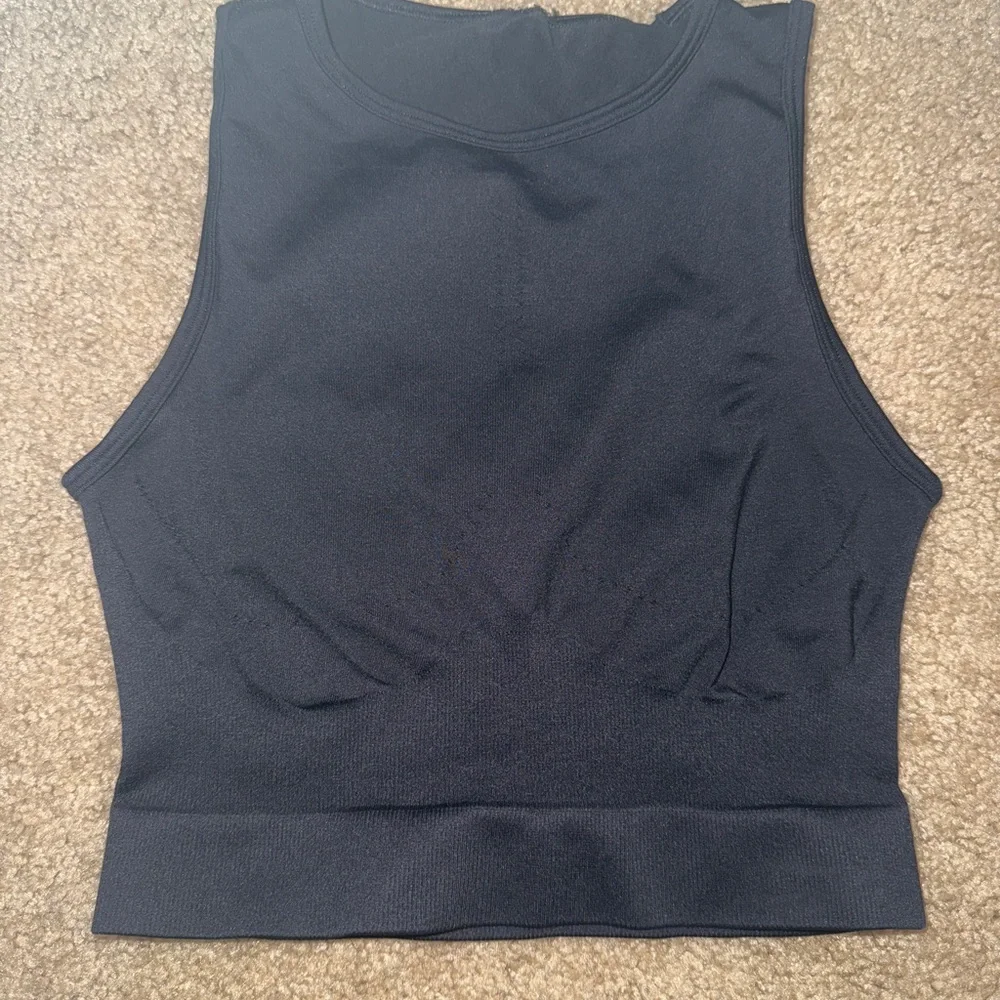Gymshark Black Sports Bra - Picture 2 of 4